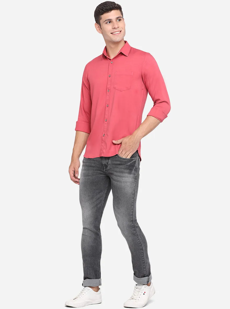 Cardinal Pink Solid Slim Fit Semi Casual Shirt | JadeBlue