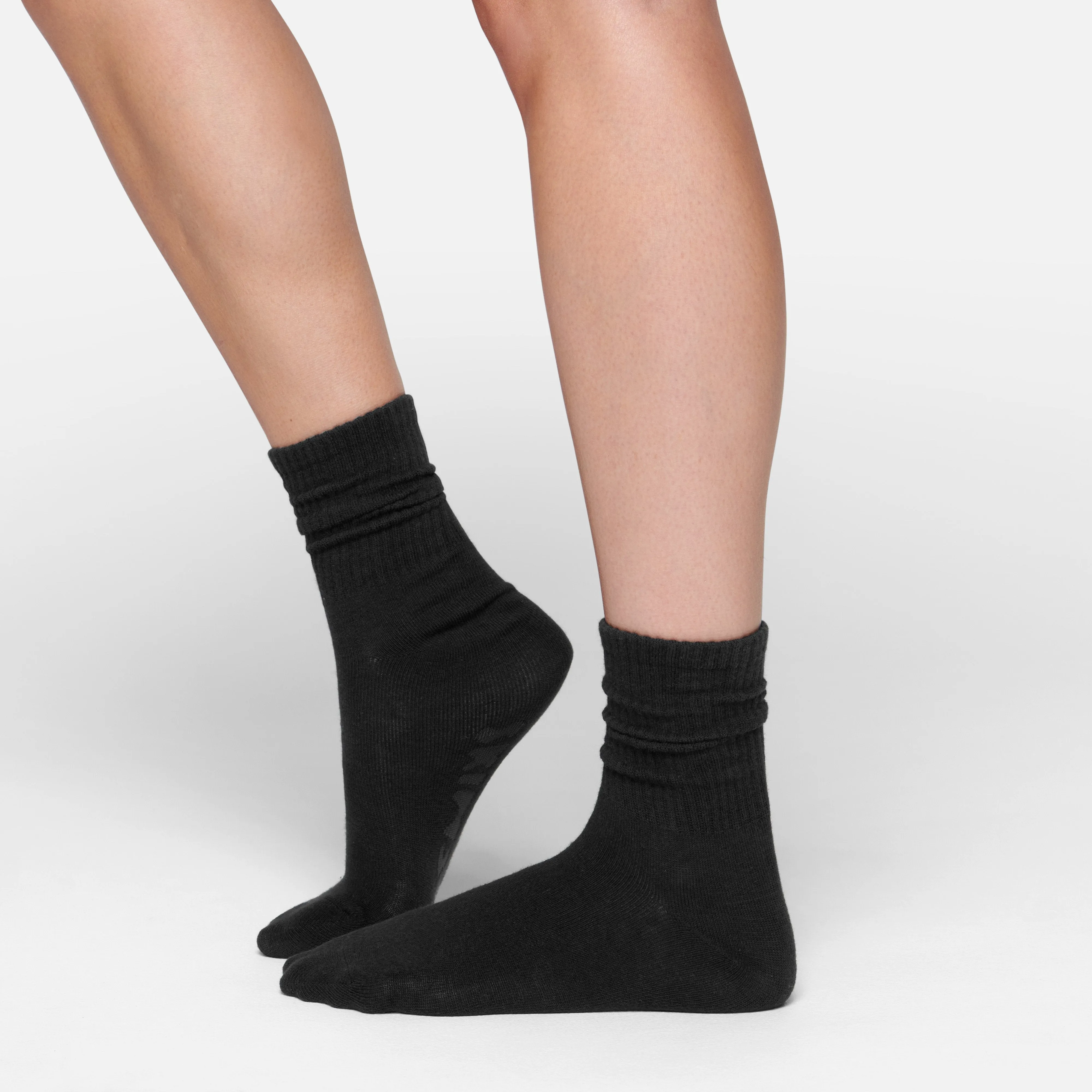 COTTON ACTIVE CREW SOCK | SOOT