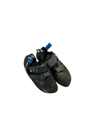 Eb  Climbing Shoe