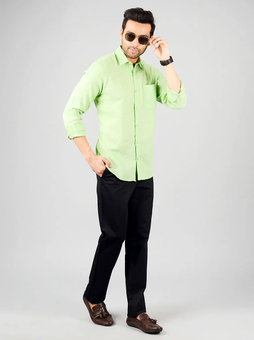 Green Solid Slim Fit Casual Shirt | JadeBlue