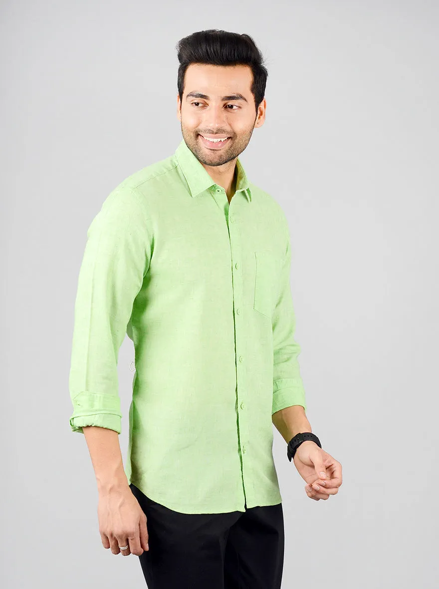 Green Solid Slim Fit Casual Shirt | JadeBlue