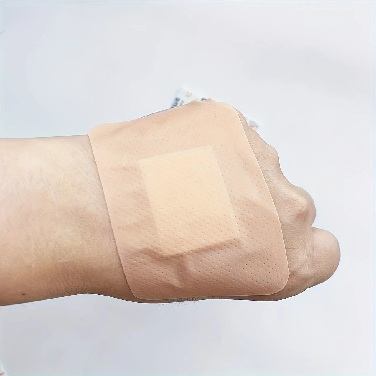 Large Waterproof Bandages for Comfortable Wound Care