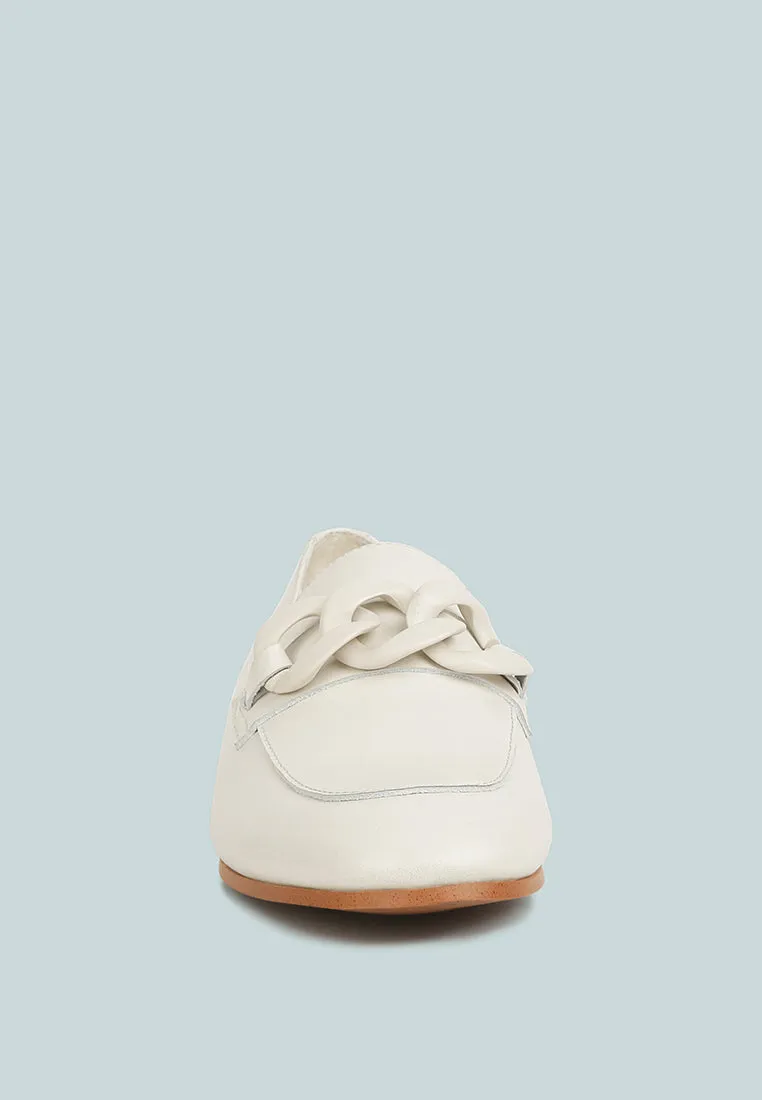 MERVA Chunky Chain Leather Loafers in off White