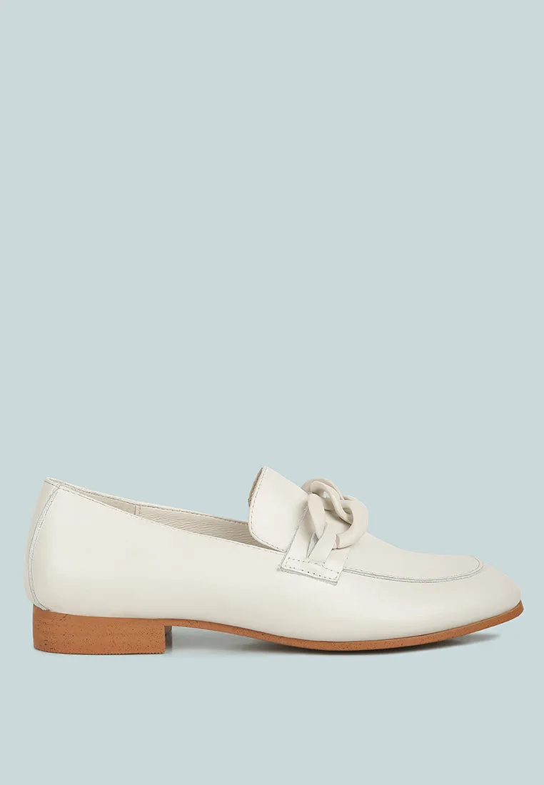 MERVA Chunky Chain Leather Loafers in off White