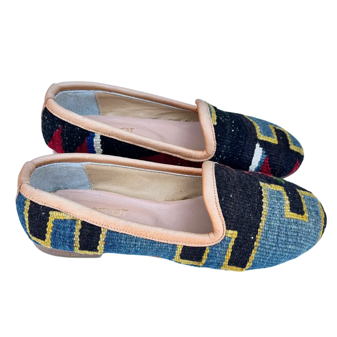 Women's Turkish Kilim Loafer Black & Blue with Red Design